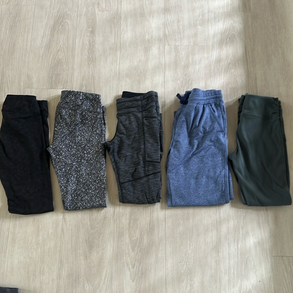 LOT of 5 pairs leggings/ joggers All either Zella or Athleta girl